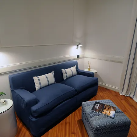 Fontana Di Trevi Gæstehus