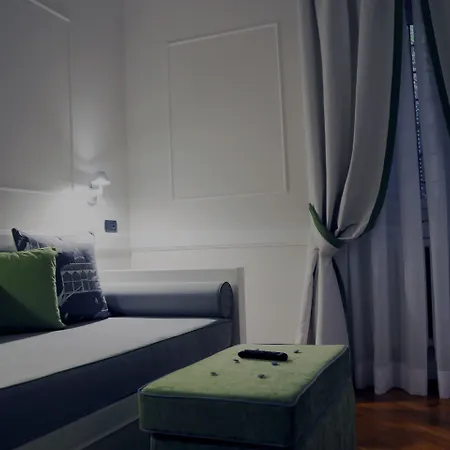 Fontana Di Trevi Gæstehus