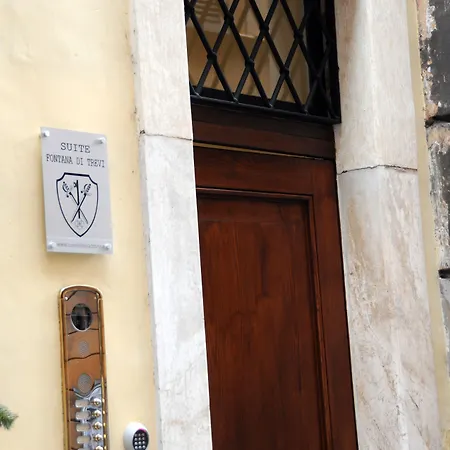 Fontana Di Trevi Rom